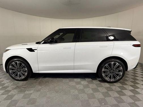 2025 Land Rover Range Rover Sport Dynamic