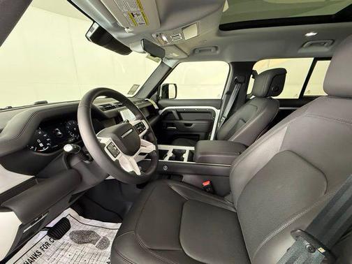 2025 Land Rover Defender S