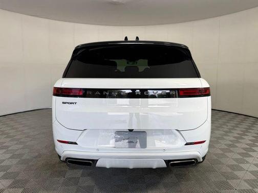 Fuji White 2024 Land Rover Range Rover Sport SE