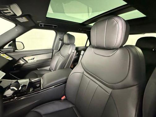 2025 Land Rover Range Rover Sport Dynamic
