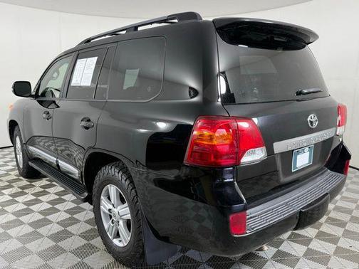 2013 Toyota Land Cruiser Base