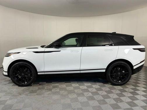 2026 Land Rover Range Rover Velar P250 SE R-Dynamic