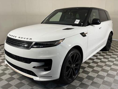 2025 Land Rover Range Rover Sport SE