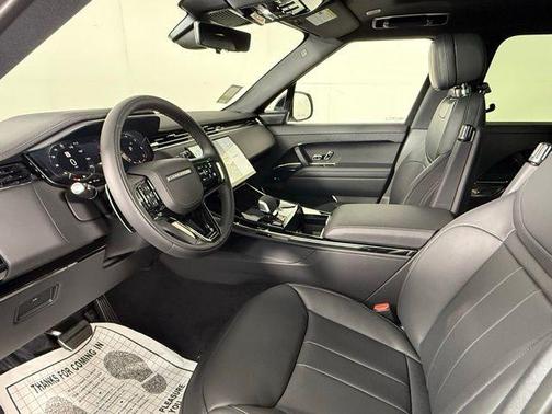2025 Land Rover Range Rover Sport SE
