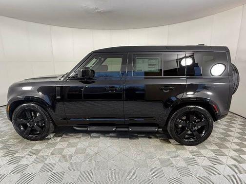 2026 Land Rover Defender X-Dynamic SE