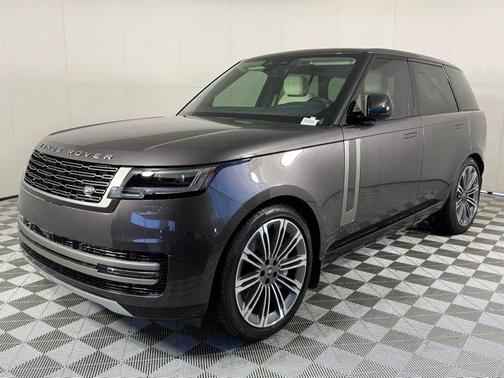 2025 Land Rover Range Rover SE