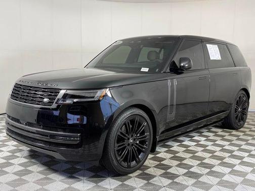 2024 Land Rover Range Rover SE