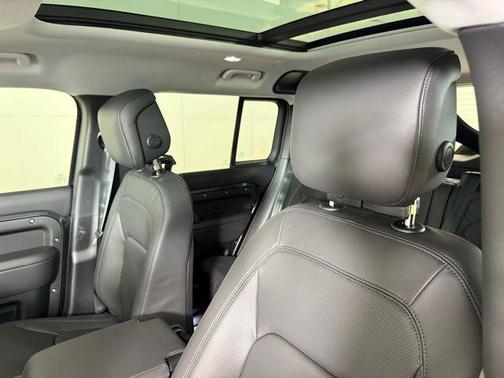 2026 Land Rover Defender S