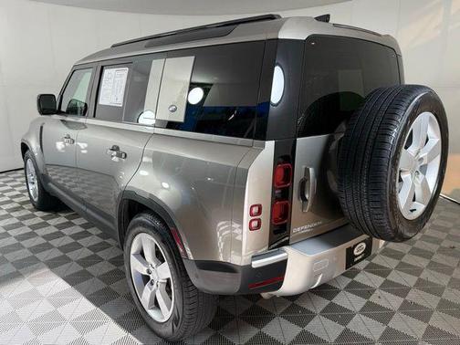 2024 Land Rover Defender S