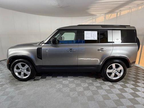 2024 Land Rover Defender S