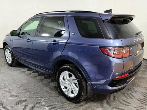2025 Land Rover Discovery Sport S