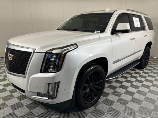 2020 Cadillac Escalade Luxury