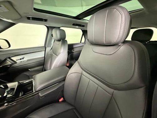 2024 Land Rover Range Rover Sport SE