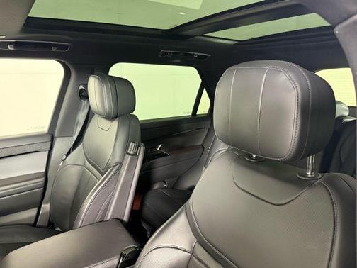 2024 Land Rover Range Rover Sport SE