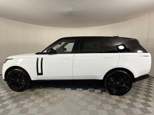2025 Land Rover Range Rover SE