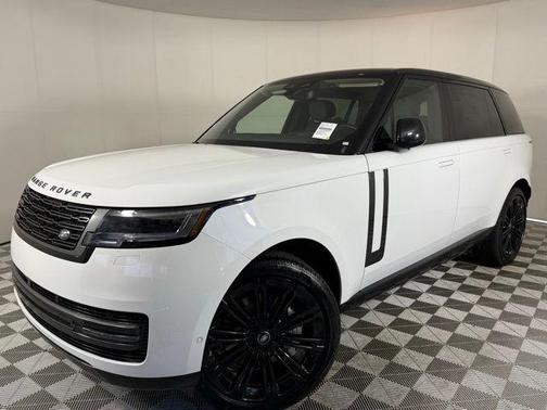 2025 Land Rover Range Rover SE