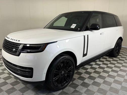 2025 Land Rover Range Rover SE