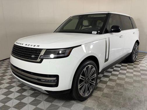 2025 Land Rover Range Rover SE