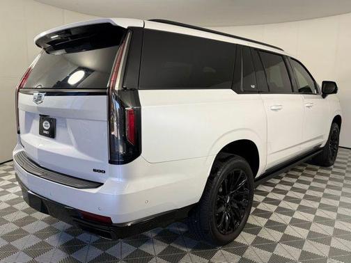 2023 Cadillac Escalade ESV Sport