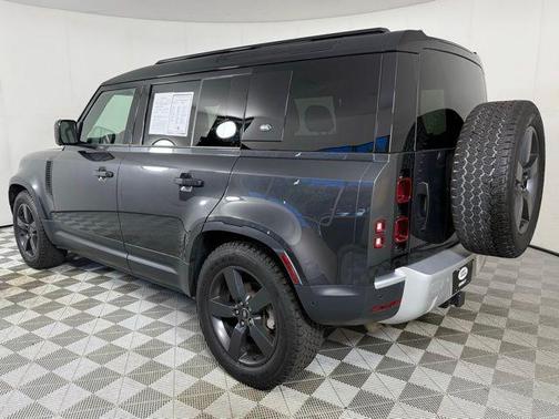 2024 Land Rover Defender S
