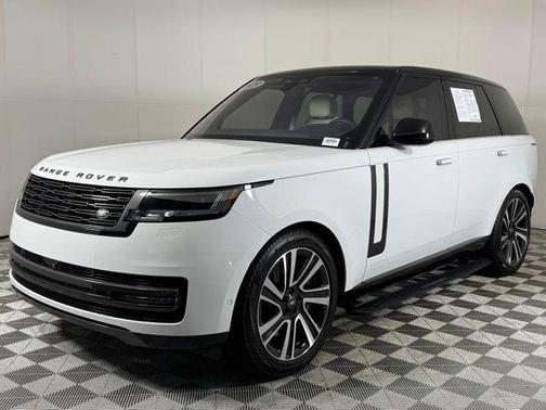 2023 Land Rover Range Rover SE