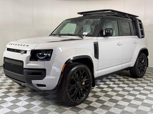 Borasco Gray Metallic 2026 Land Rover Defender OCTA