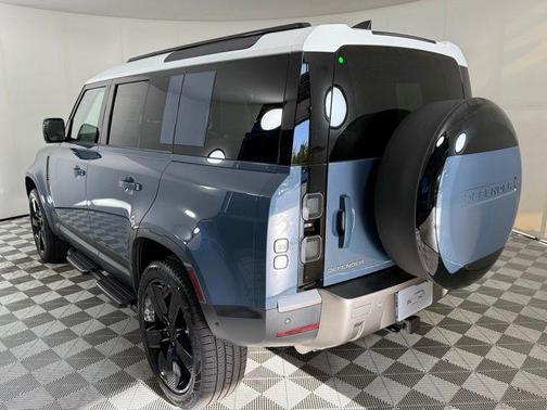2026 Land Rover Defender S