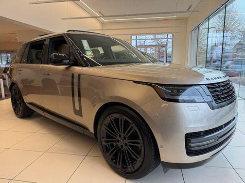 2026 Land Rover Range Rover SE