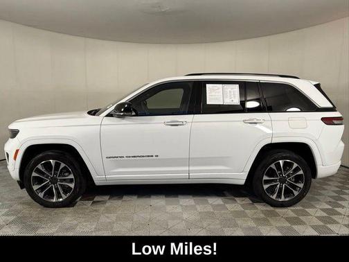 2022 Jeep Grand Cherokee Overland