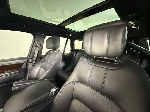 2022 Land Rover Range Rover Westminster