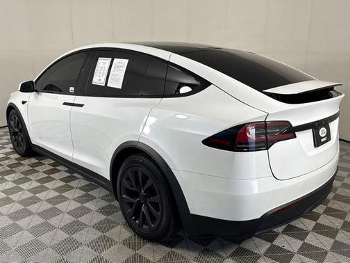 2024 Tesla Model X Base