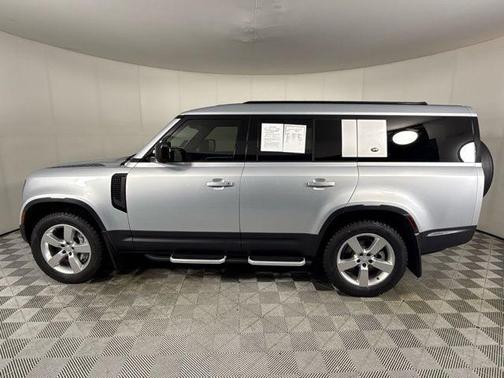 2024 Land Rover Defender S