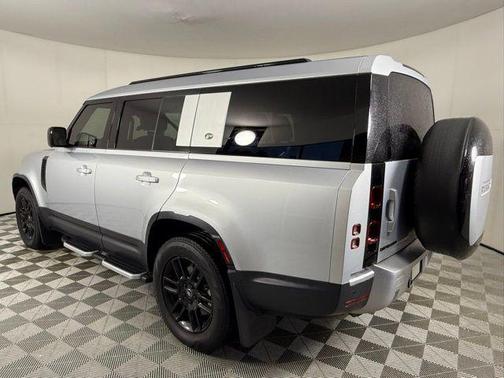 2024 Land Rover Defender S