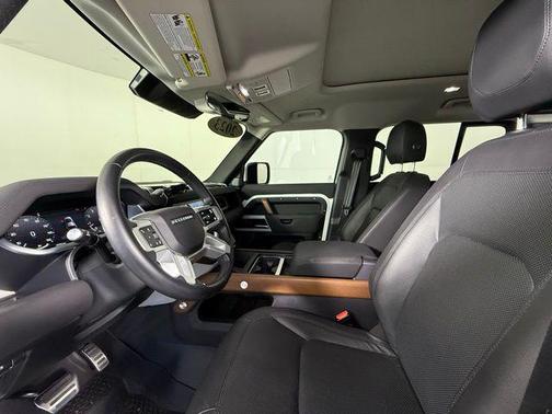 2023 Land Rover Defender S