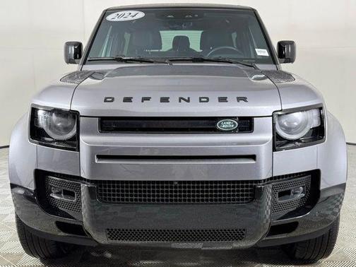 2024 Land Rover Defender X-Dynamic SE