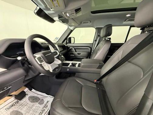 2025 Land Rover Defender S