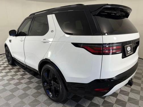 2025 Land Rover Discovery Dynamic SE