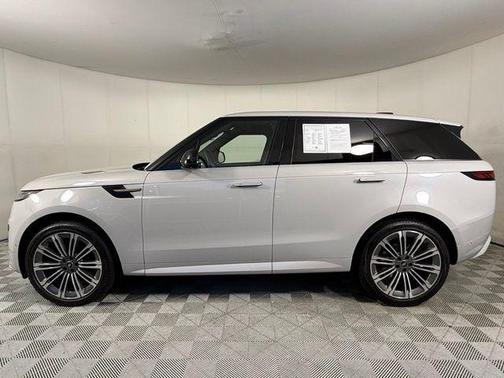Borasco Gray Metallic 2024 Land Rover Range Rover Sport SE