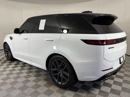 2023 Land Rover Range Rover Sport SE