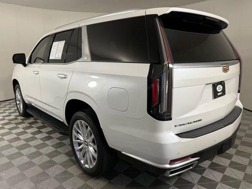 2021 Cadillac Escalade Luxury