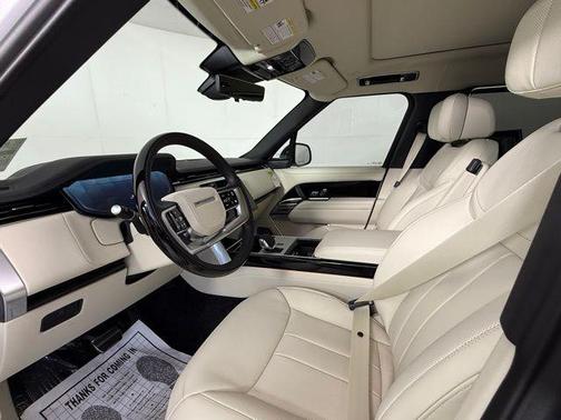 2025 Land Rover Range Rover Autobiography