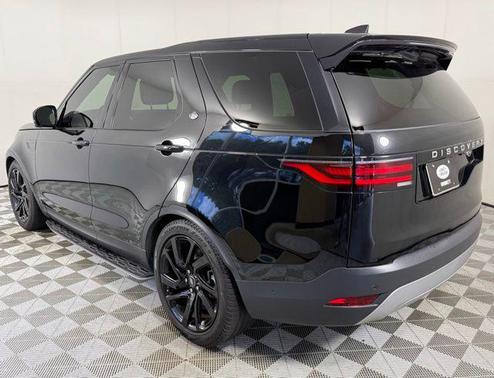 2023 Land Rover Discovery S