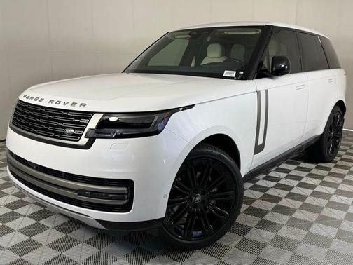 2025 Land Rover Range Rover SE