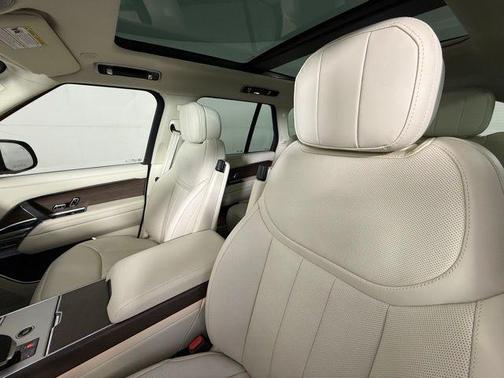 2024 Land Rover Range Rover SE