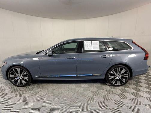 2021 Volvo V90 T6 Inscription