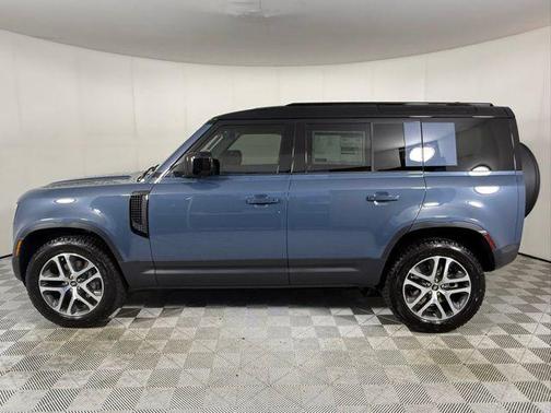 2025 Land Rover Defender S