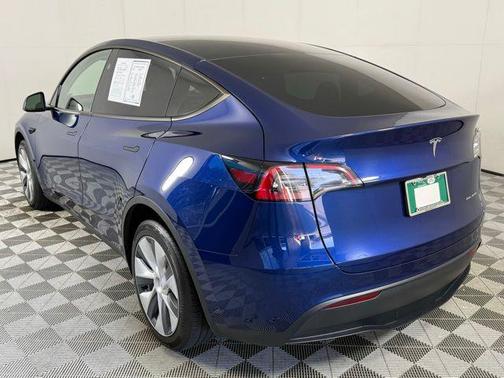 2024 Tesla Model Y Long Range