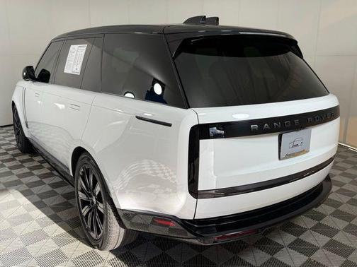 2025 Land Rover Range Rover Autobiography