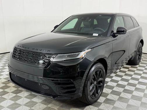 2026 Land Rover Range Rover Velar Dynamic SE