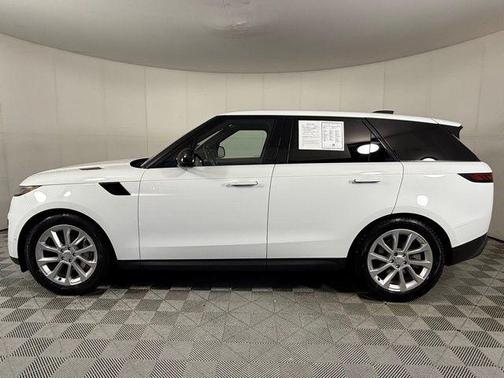 2023 Land Rover Range Rover Sport SE
